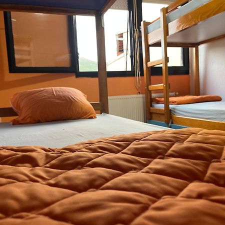 Blue Orange Lake Hostel Охрид Екстер'єр фото